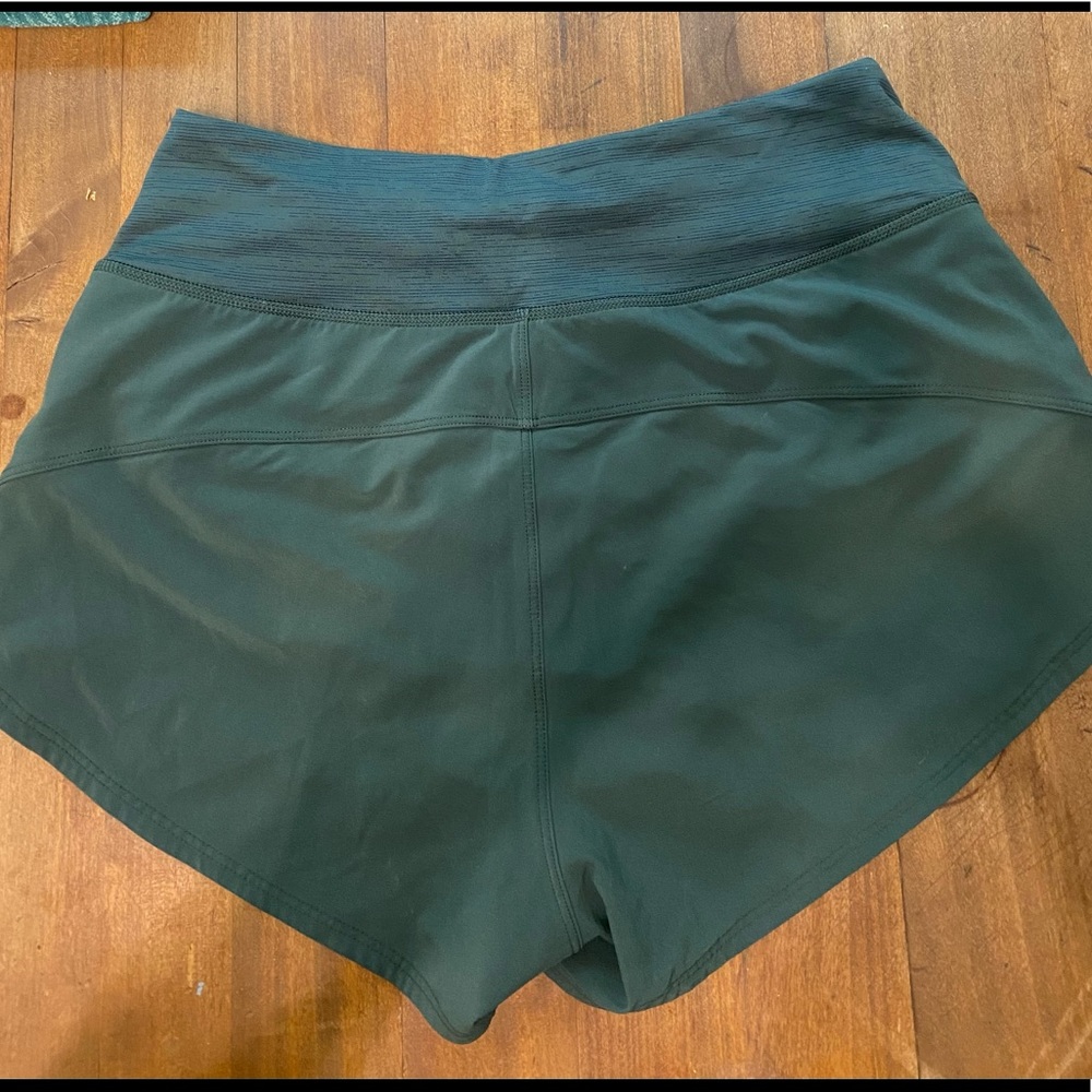 Outdoor Voices Hudson 2.5 inch shorts